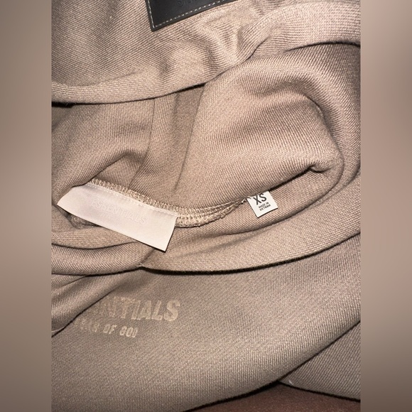 Fear of God Essentials Hoodie Wood (2022) - Picture 7 of 7